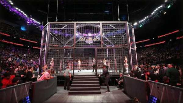 Elimination Chamber – WWE Elimination Chamber screenshot 8