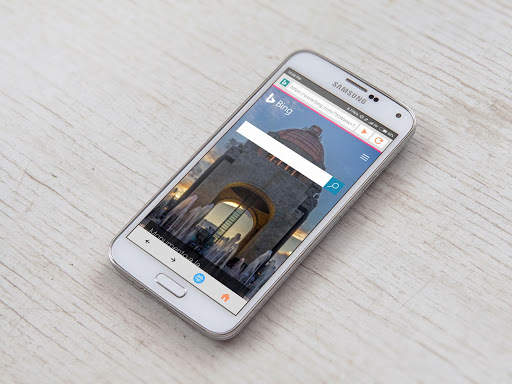 Aiva Browser - Fast & Secure screenshot 2