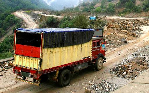 Indian truck Driving Game: Cargo Truck Drive 2021 screenshot 1