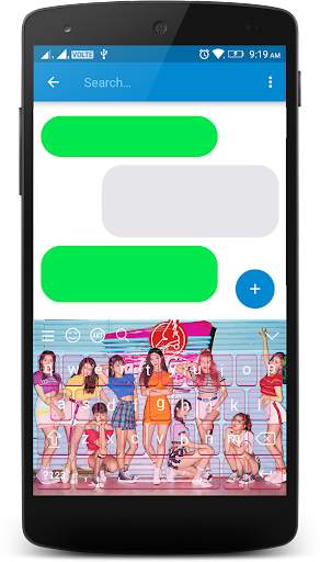 Momoland Keyboard screenshot 1