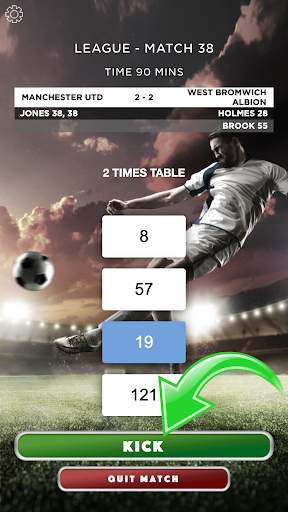 STRIKER Football Maths Games screenshot 4