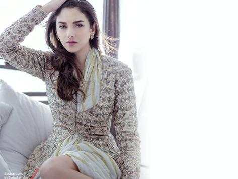 Aditi Rao Hydari Wallpaper HD screenshot 2