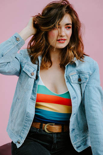 Sexy Jeans Girls Photos screenshot 6
