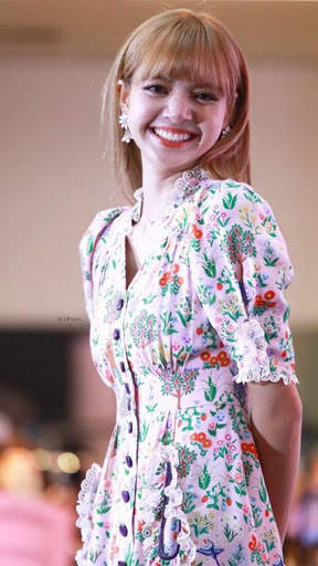 Blackpink Lisa Wallpapers 6 تصوير الشاشة