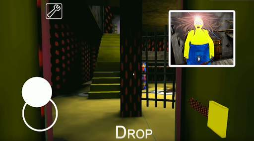 Yellow Granny  v2.2 : Scary Horror MOD screenshot 4