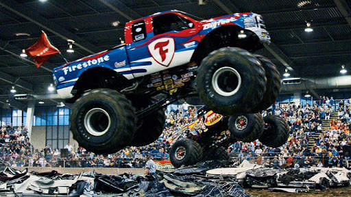 Monster Truck Racing wallpaper screenshot 4