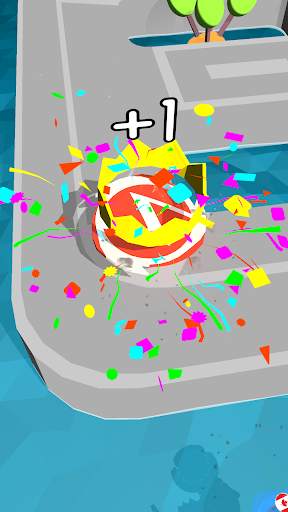 Tops.io - Spinner Blade Arena screenshot 2