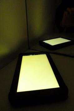 Dynamic Colors Flashlight screenshot 2