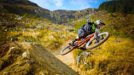 Bike Mayhem Mountain Racing Wallpaper screenshot 14