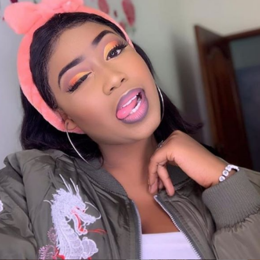 Online African Girls: Live chat icon