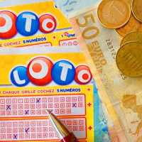 Pyramid Triangle: forecast winner lottery numbers
