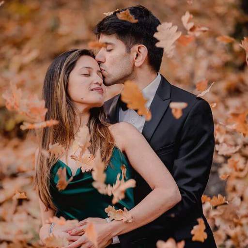Photo Pose For Couple 1.13