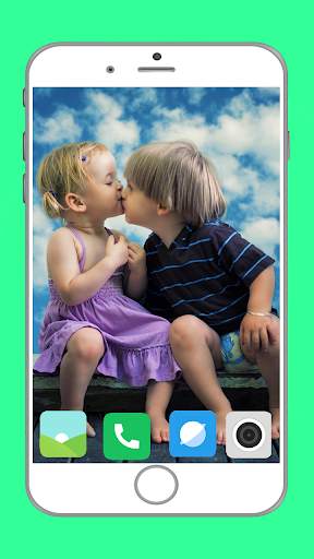Cute Baby Kiss Full HD Wallpaper screenshot 2