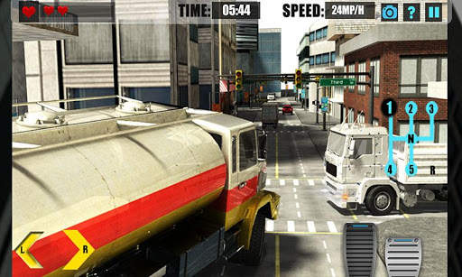 Oil Tanker: Truck Games screenshot 2