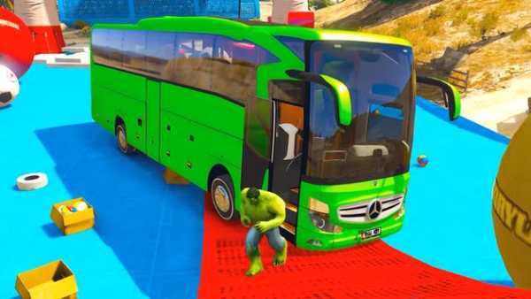 Superheroes Coach Bus Stunts: Speed Racing Games screenshot 2