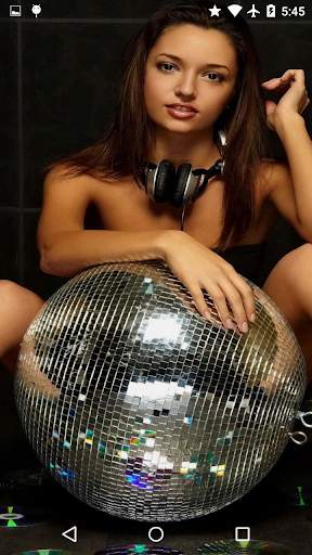 Hot Girls Free Wallpaper screenshot 2