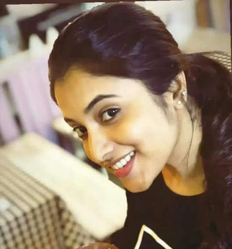 Priyanka Arul Mohan Wallpapers HD 12 تصوير الشاشة