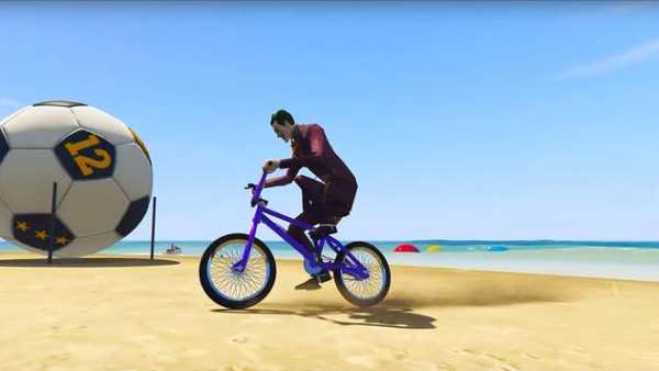 Superhero BMX Stunt Racing: Free Cycle Games screenshot 1
