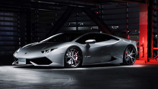 Stunning Lamborghini Huracan Wallpaper screenshot 5