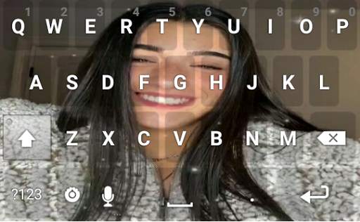 Dixie D'amelio Keyboard Themes screenshot 3