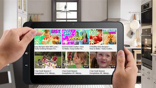 Funny Kids Cooking Video - Cooking in the Kitchen screenshot 3
