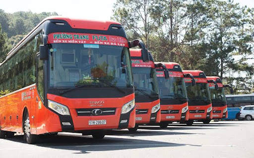 Vietnam Bus Simulator v3.8 screenshot 2