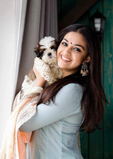 Keerthi Suresh New Wallpapers screenshot 2