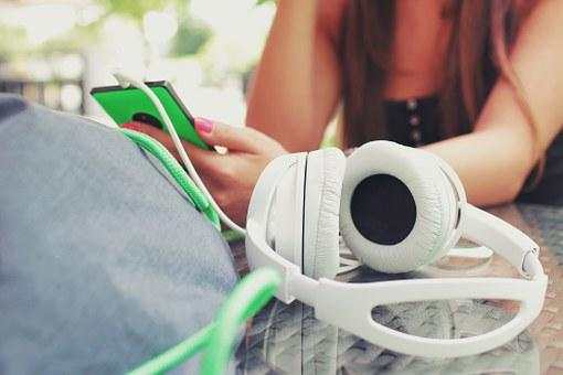 88.5 Radio stations online 2 تصوير الشاشة