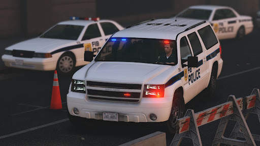 Mengemudi mobil polisi screenshot 7