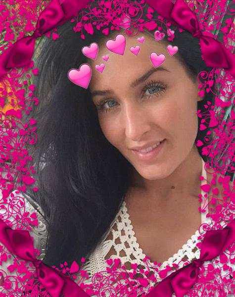 heart crown sticker screenshot 5