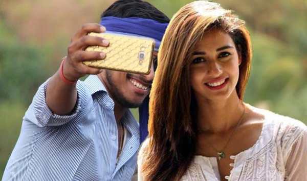 Selfie With Disha Patani screenshot 1