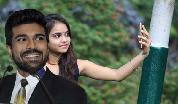 Selfie With Ram Charan screenshot 3