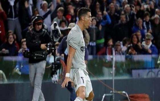 cristiano ronaldo live wallpapers screenshot 1