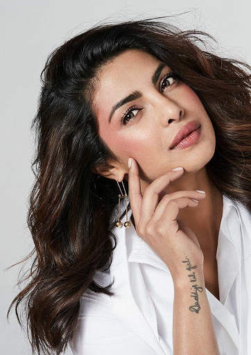 Priyanka Chopra New HD Wallpapers screenshot 1