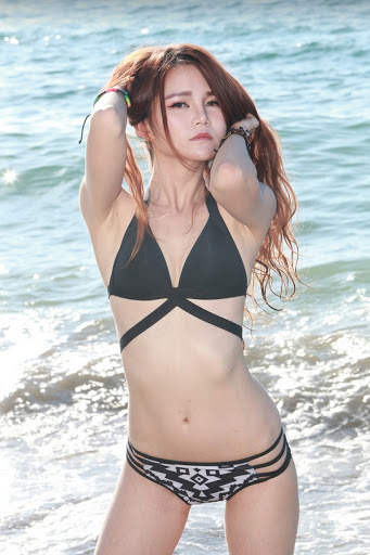New Bikini Sexy Girls screenshot 1
