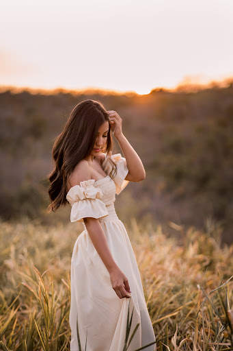Sexy Girls In One Piece Dress screenshot 6