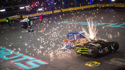 900  Robot Fighting BattleBots Video screenshot 1