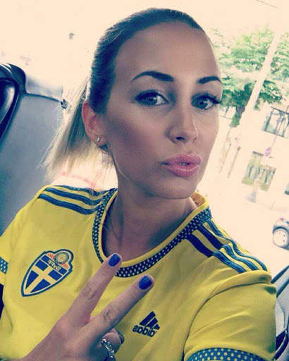 Sexy Hot Swedish Girl Wallpapers HD screenshot 9