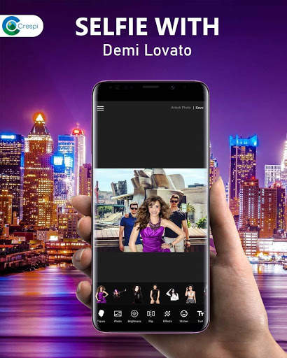 Easy Selfie With Demi Lovato screenshot 1