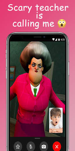 Scary Granny Call - Fake video call Granny teacher screenshot 1