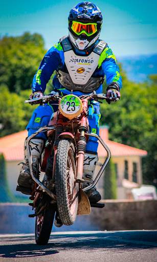 Bike Wallpapers HD (backgrounds & themes) screenshot 6