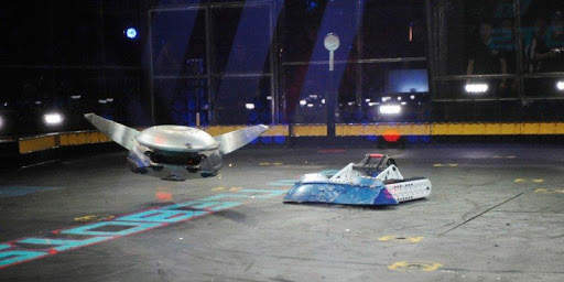 900  Robot Fighting BattleBots Video screenshot 2