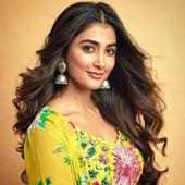Pooja Hedge Wallpapers on 9Apps