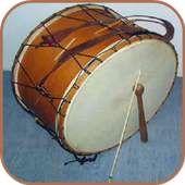 Flutes and drums play 1.2