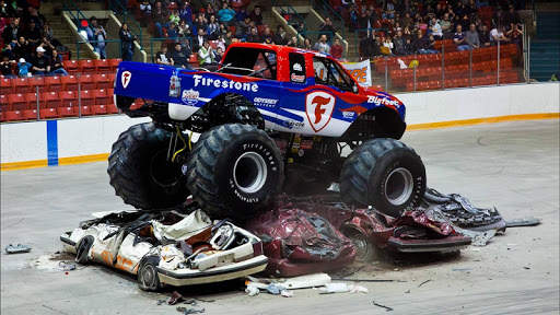 Monster Truck Racing wallpaper screenshot 5