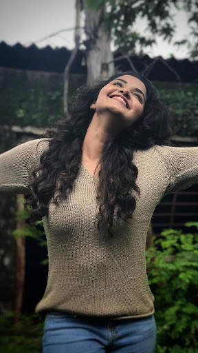 Anupama Parameswaran Wallpaper screenshot 8