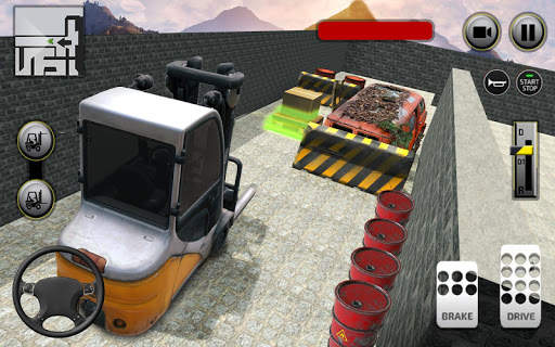 Forklift Adventure Maze Run 2019: 3D Maze Games screenshot 3