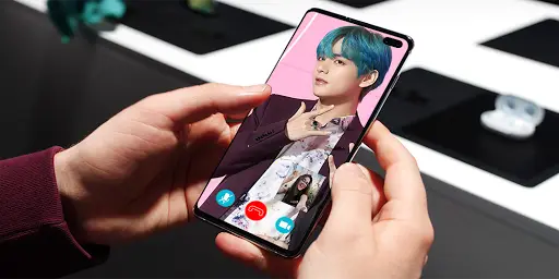 V Kim Taehyung Call You - V BTS Fake Video Call screenshot 1