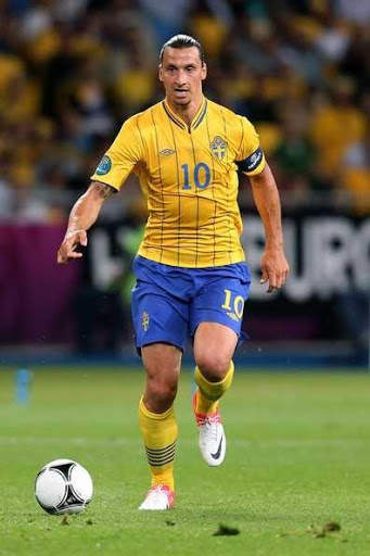 Zlatan Ibrahimovic 4K Wallpaper screenshot 18