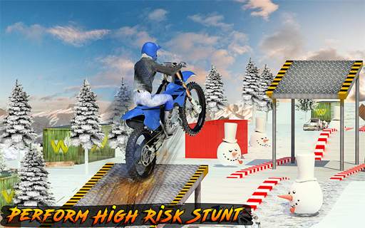 Racing on Bike - Moto Stunt screenshot 11